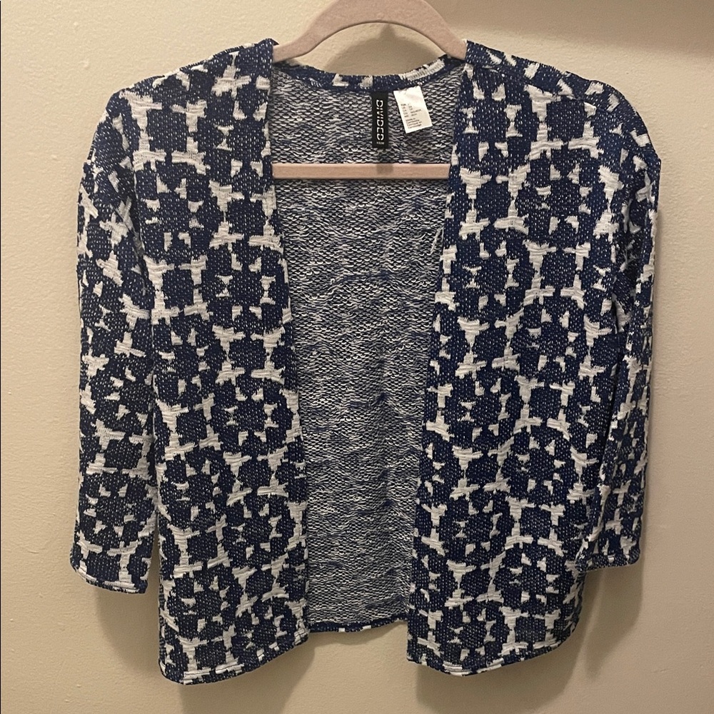 H&M Blue and White Patterned Cardigan